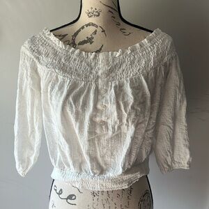 Romantic Off-shoulder blouse ♥️